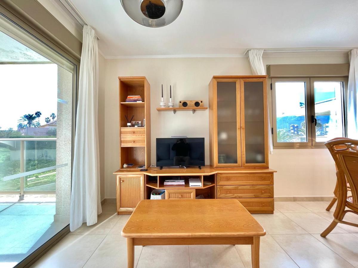Apartment 2 Bedrooms In Larimar *